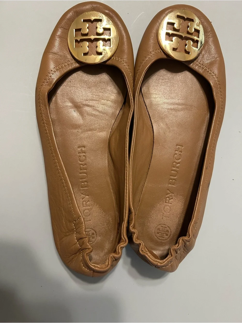 Tory Burch Tan Leather Logo Round-Toe Ballet Flats